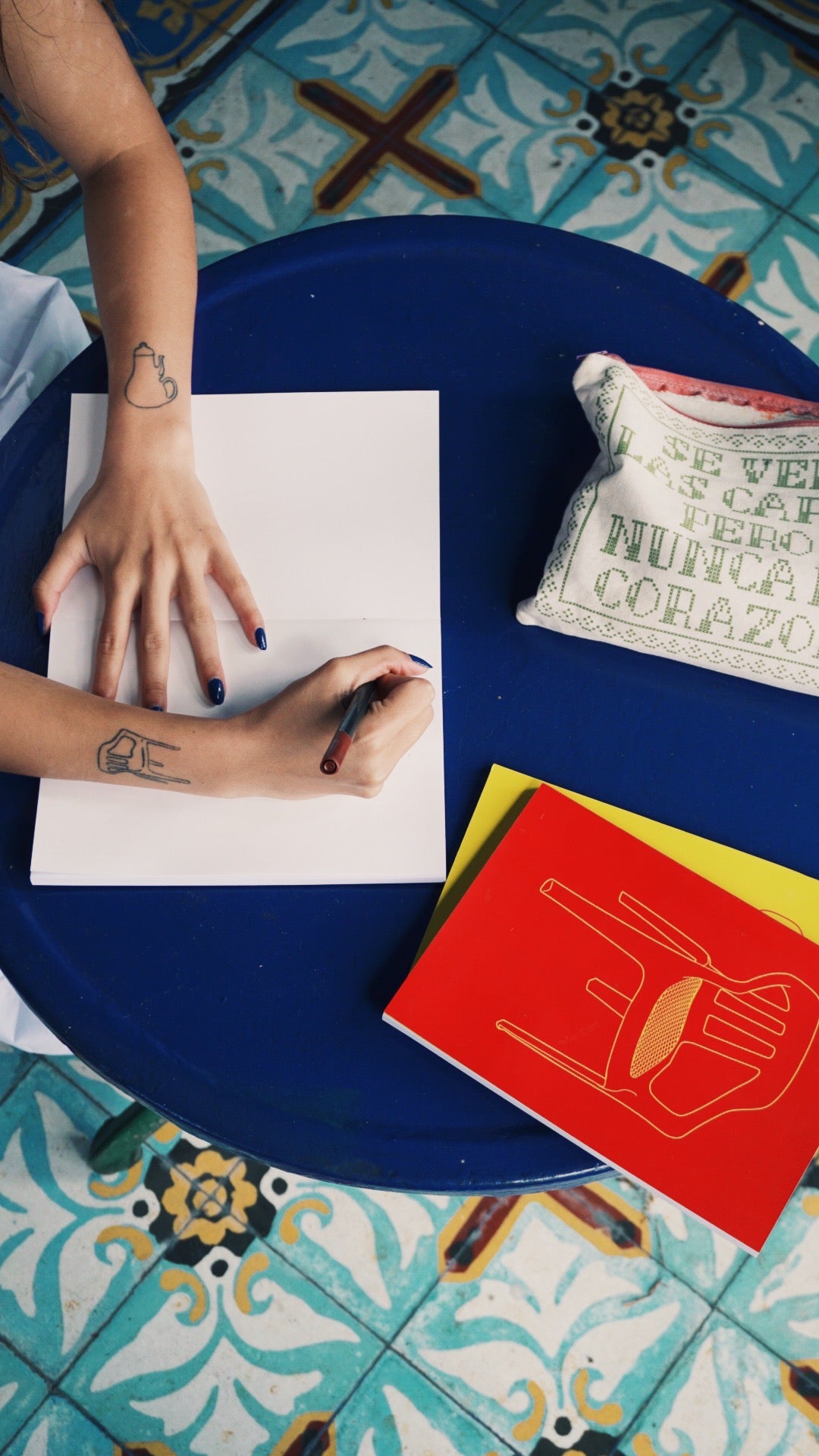 LIBRETAS "ASI ME SIENTO"
